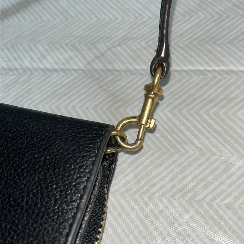Tory Burch McGraw Flat Pebbled Leather Wallet‎ Crossbody Black Clutch Bag Gold